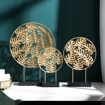 Europen Style Metal Maple Leaf Model Home Decoration Creative Middle Ages Office Desk Decorative Living Room Decor Accessories
Europen Style Metal Maple Leaf Model Home Decoration Creative Middle Ages Office Desk Decorative Living Room Decor Accessories
