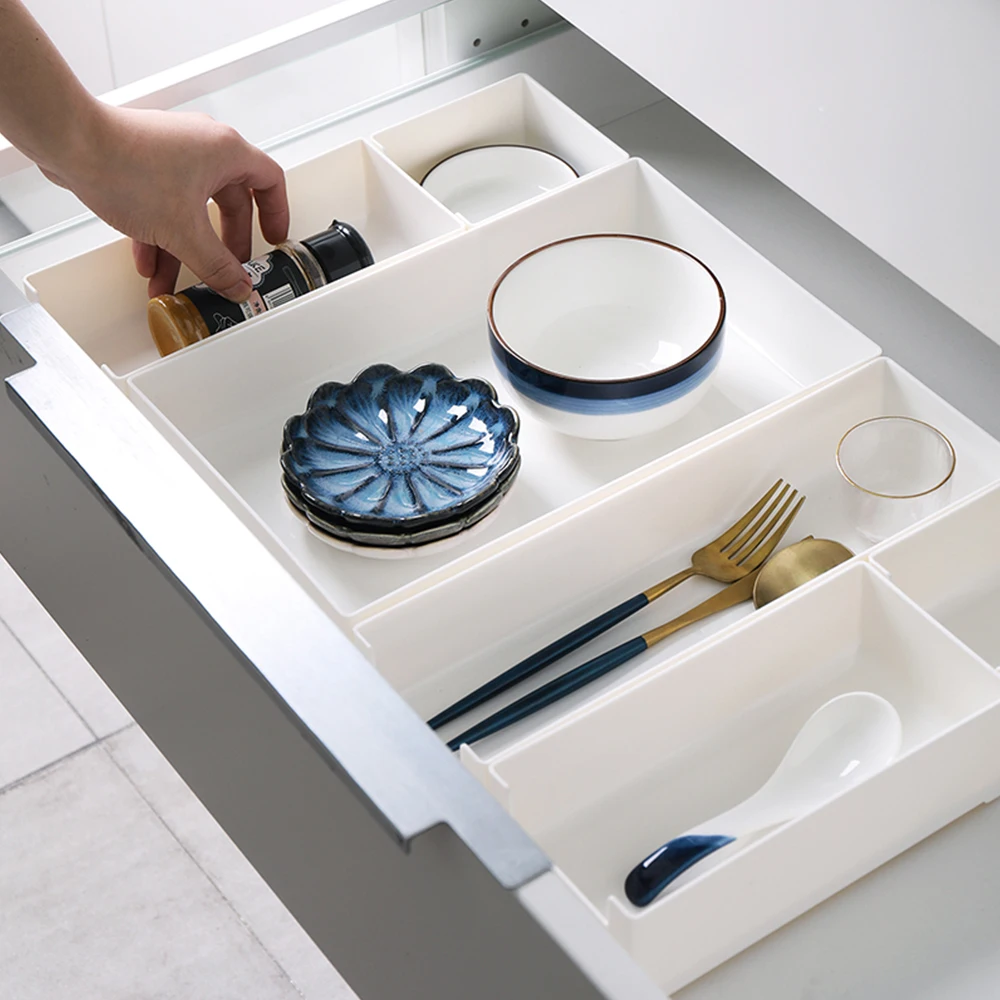 Food Container Storage Case Plastic Makeup Organizer Cosmetic Box Kitchen Drawer Organizer Tray Cutlery Finishing Storage Box
Food Container Storage Case Plastic Makeup Organizer Cosmetic Box Kitchen Drawer Organizer Tray Cutlery Finishing Storage Box