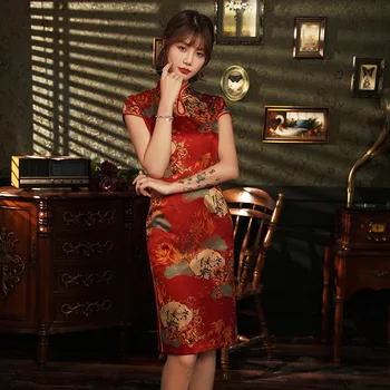 Vintage Button Red Short Cheongsam Sexy High Split Qipao Women Satin Mandarin Collar Print Flower Wedding Party Dress Plus Size
Vintage Button Red Short Cheongsam Sexy High Split Qipao Women Satin Mandarin Collar Print Flower Wedding Party Dress Plus Size