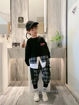 Children's clothing boys baby 2020 autumn new fashion handsome fake two-piece sweater trousers two-piece suit boy tide
Children's clothing boys baby 2020 autumn new fashion handsome fake two-piece sweater trousers two-piece suit boy tide