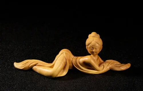 20x6.5x7.5 CM Drunk Pretty Girl Hand Carved Boxwood Figurine Carving Woman Lady Geisha Sculpture - #ZLT047
20x6.5x7.5 CM Drunk Pretty Girl Hand Carved Boxwood Figurine Carving Woman Lady Geisha Sculpture - #ZLT047