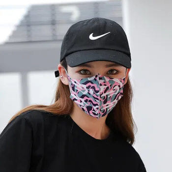 Fashion Printing Face Masks Against Dust Washable Sun-resistant Mask Disruptive Pattern Cutton Mouth Mask Breathable Mask
Fashion Printing Face Masks Against Dust Washable Sun-resistant Mask Disruptive Pattern Cutton Mouth Mask Breathable Mask