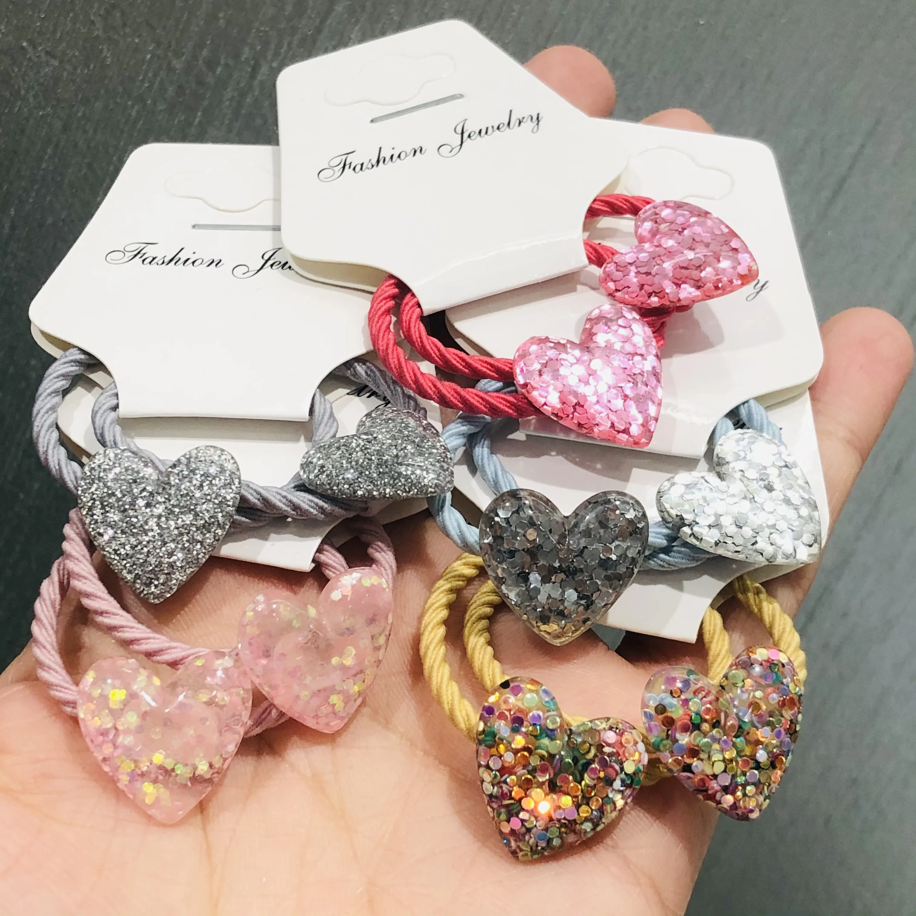2Pcs/set Heart-shaped Hair Accessories Children Rubber Bands Scrunchies Elastic Hair Bands Girls Headband Decorations Ties
2Pcs/set Heart-shaped Hair Accessories Children Rubber Bands Scrunchies Elastic Hair Bands Girls Headband Decorations Ties