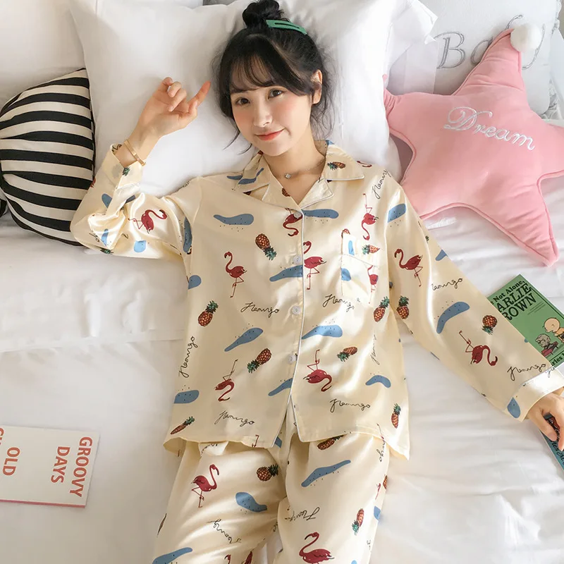 Pajamas Women's Spring And Autumn Thin Flamingo Viscose Long Sleeve Two-Piece Set Silk Cute Students Large Size Home Wear
Pajamas Women's Spring And Autumn Thin Flamingo Viscose Long Sleeve Two-Piece Set Silk Cute Students Large Size Home Wear