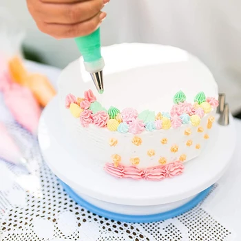 116pcs/Set Cake Decorating Tools Kit Icing Tips Turntable Pastry Bags Couplers Cream Nozzle Baking Tool Set Cupcakes Cookies kit
116pcs/Set Cake Decorating Tools Kit Icing Tips Turntable Pastry Bags Couplers Cream Nozzle Baking Tool Set Cupcakes Cookies kit