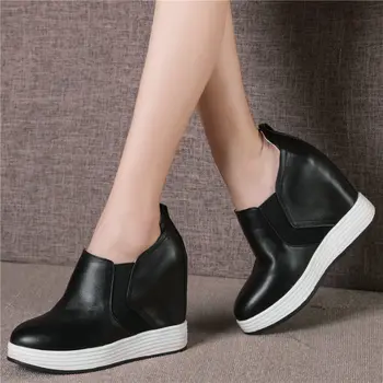 2020 Wedges Trainers Women Genuine Leather Round Toe High Heel Platform Party Pumps Shoes Casual Shoes Female Fashion Sneakers
2020 Wedges Trainers Women Genuine Leather Round Toe High Heel Platform Party Pumps Shoes Casual Shoes Female Fashion Sneakers