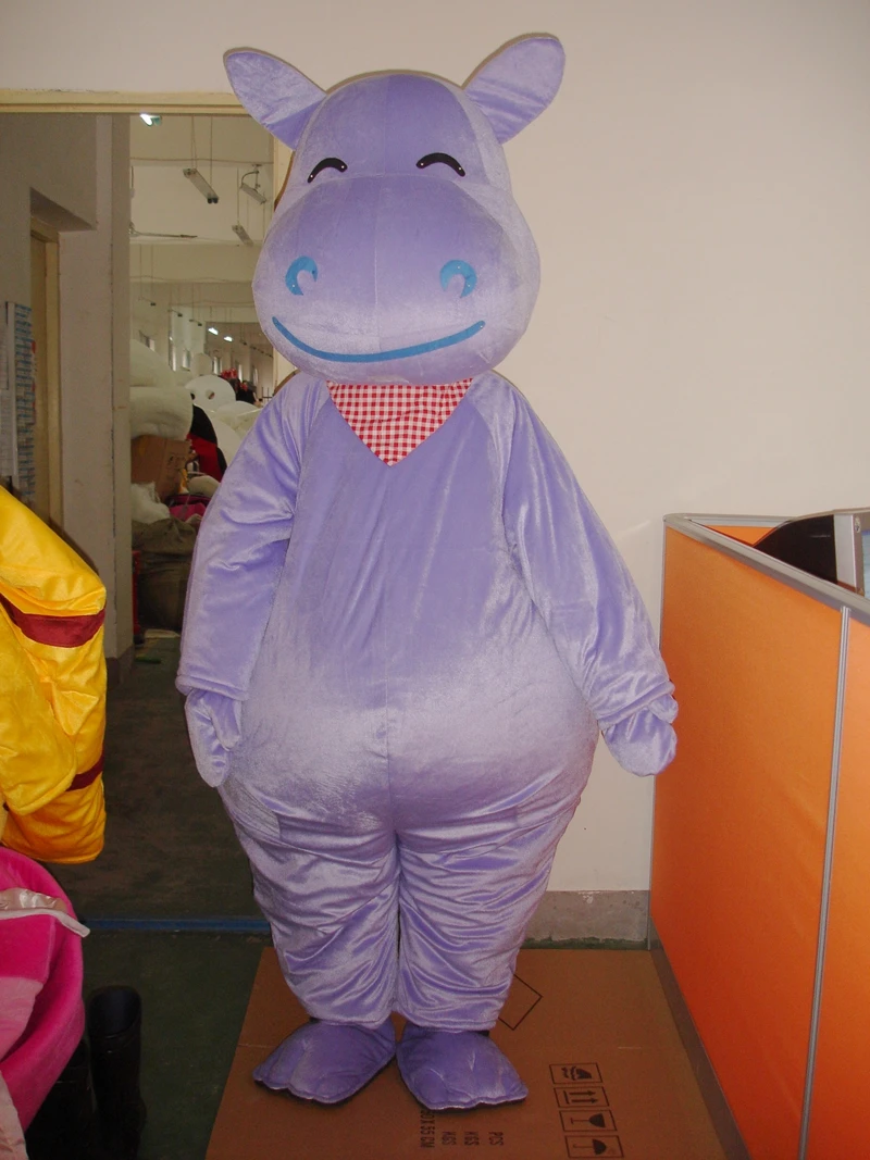 Hippo mascot costume cartoon doll costume walking doll props cos costume Halloween Christmas Party Masquerade Anime Shows
Hippo mascot costume cartoon doll costume walking doll props cos costume Halloween Christmas Party Masquerade Anime Shows