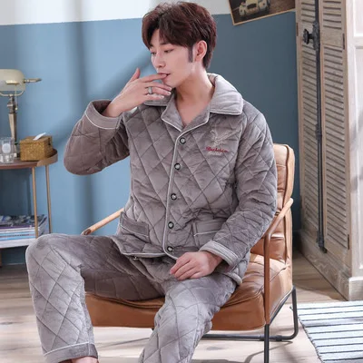Pajamas Men Winter Three-layer Thick Coral Velvet Quilted Plus Velvet Flannel Home Service Youth Suit Pijama De Hombre Invierno
Pajamas Men Winter Three-layer Thick Coral Velvet Quilted Plus Velvet Flannel Home Service Youth Suit Pijama De Hombre Invierno