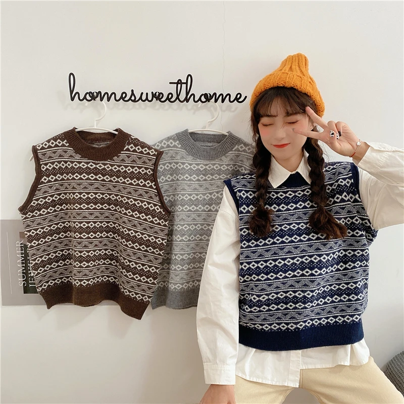 2020 Korean Fresh Vest Sweaters Women Spring Autumn Fashion Retro Plaid Hit Color Sleeveless Pullovers Female Chic Loose Tops
2020 Korean Fresh Vest Sweaters Women Spring Autumn Fashion Retro Plaid Hit Color Sleeveless Pullovers Female Chic Loose Tops