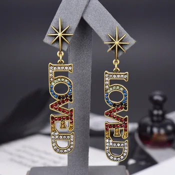 Vintage Luxury Gu Original Logo Jewelry Letter LOVED Drop Stud Earrings Crystal Eardrop Tassel Earrings for Women Holiday Gift
Vintage Luxury Gu Original Logo Jewelry Letter LOVED Drop Stud Earrings Crystal Eardrop Tassel Earrings for Women Holiday Gift