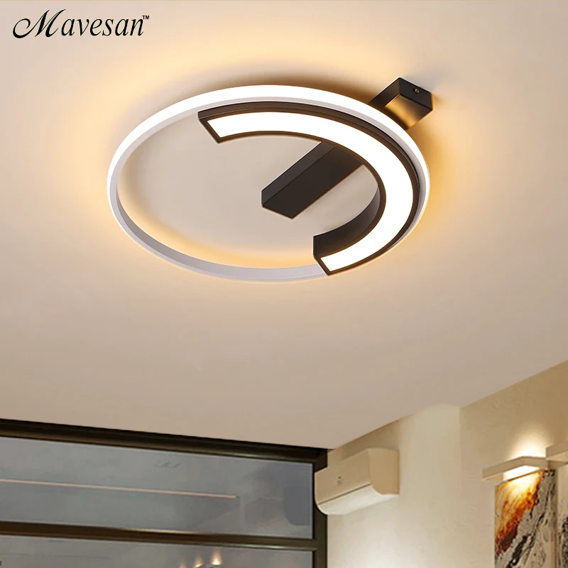 Remote control Living room Bedroom Ceiling Lights White and black iron body Surface Mounted led lighting Fixtures AC85V-260V
Remote control Living room Bedroom Ceiling Lights White and black iron body Surface Mounted led lighting Fixtures AC85V-260V