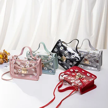 2020 Fashion Women Transparent Daisy Pattern Shoulder Bag Hardware Chain Strap Color Block Messenger Handbag Composite Tote
2020 Fashion Women Transparent Daisy Pattern Shoulder Bag Hardware Chain Strap Color Block Messenger Handbag Composite Tote