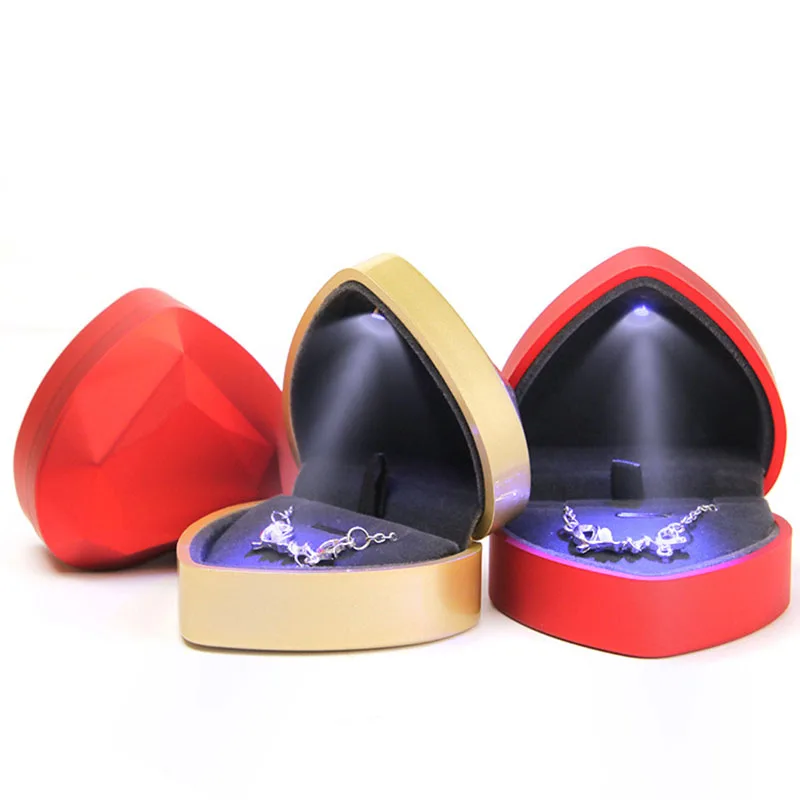 New LED Light Jewelry Organizer Box Proposal Ring Earrings Necklace Storage Case Pendant Gift Packaging Boxes Dropshopping
New LED Light Jewelry Organizer Box Proposal Ring Earrings Necklace Storage Case Pendant Gift Packaging Boxes Dropshopping
