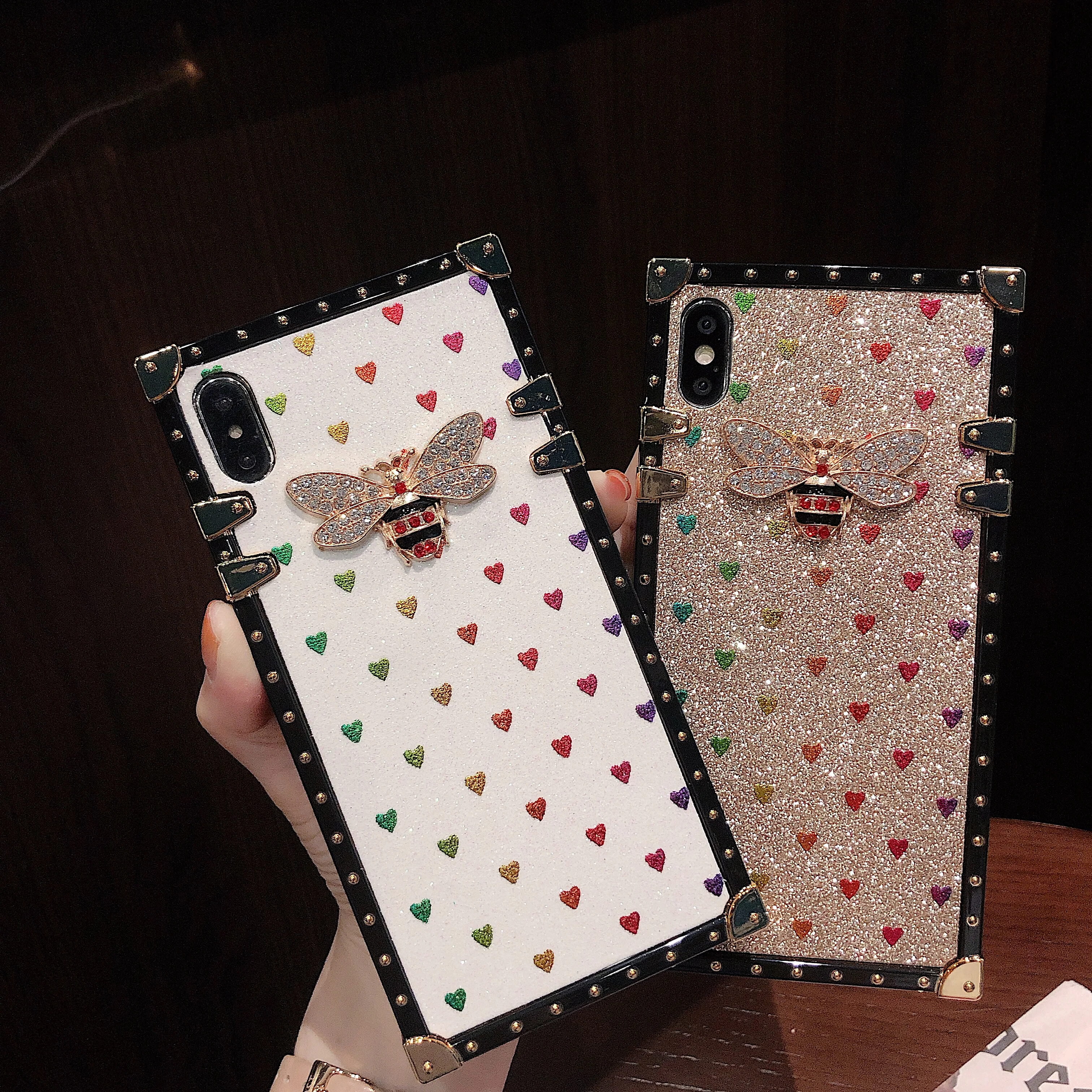Capa For Samsung Note10 + S10 Plus S10e S9 S8 Note9 Note8 A10 A20 A30 A50 A70 M20 M30 Case Square Glitter Bee Love Heart Cover
Capa For Samsung Note10 + S10 Plus S10e S9 S8 Note9 Note8 A10 A20 A30 A50 A70 M20 M30 Case Square Glitter Bee Love Heart Cover