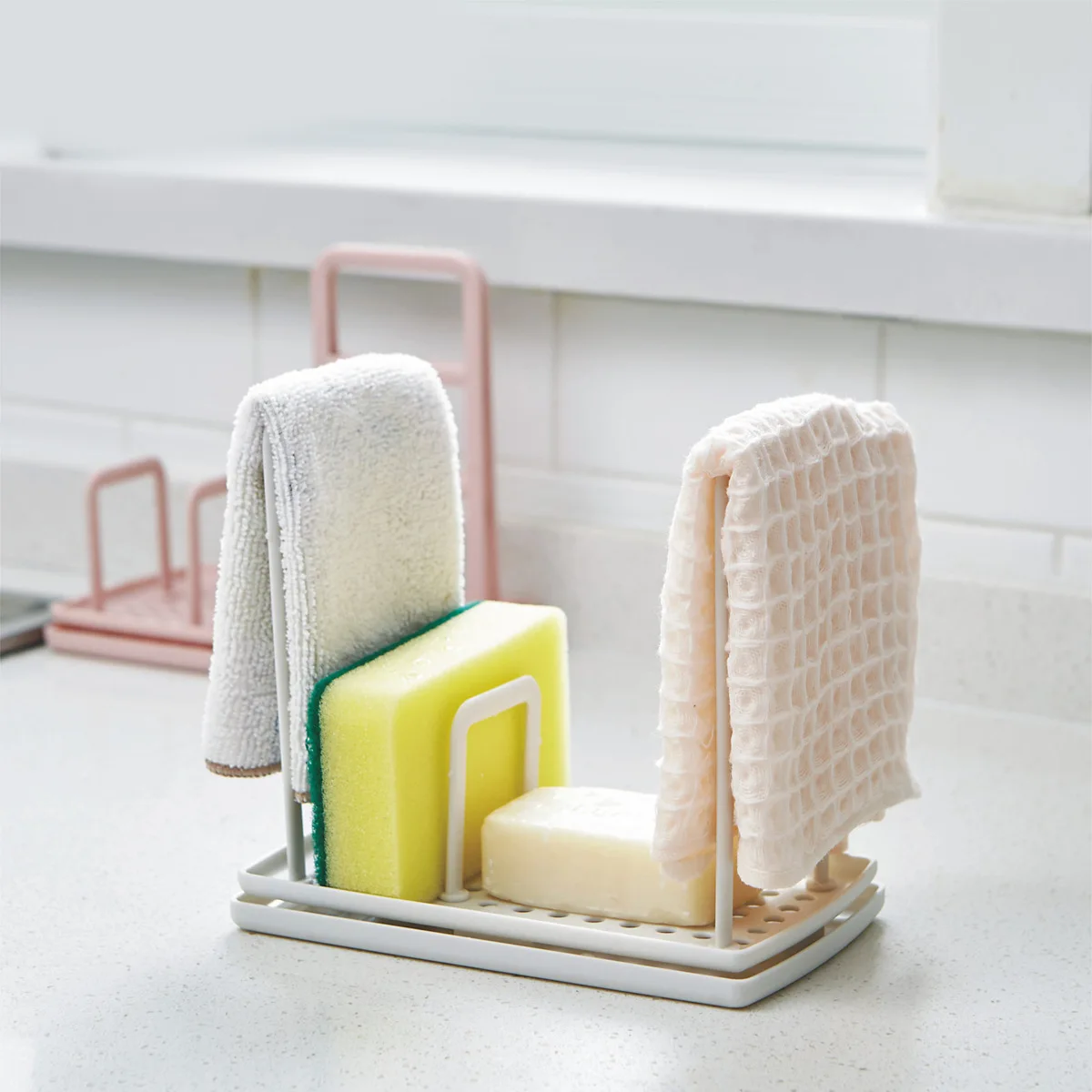 Familysky Multi-Function Kitchen Rag Rack Dish Cloth Drain Sponge Soap Shelf Storage Kitchen Rag Organizer
Familysky Multi-Function Kitchen Rag Rack Dish Cloth Drain Sponge Soap Shelf Storage Kitchen Rag Organizer