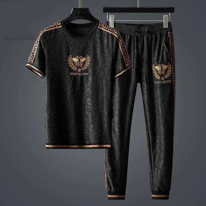 Light Luxury Silk Light Suit Men's Large Size Loose Korean Casual Sports Two-Piece Set
Light Luxury Silk Light Suit Men's Large Size Loose Korean Casual Sports Two-Piece Set