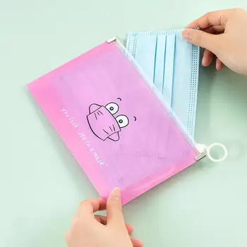 Mask Buggy Bag PP Material Portable Face Mask Holder Storage Box Dustproof Face Mask Case Reusable Facemask Storage bag
Mask Buggy Bag PP Material Portable Face Mask Holder Storage Box Dustproof Face Mask Case Reusable Facemask Storage bag