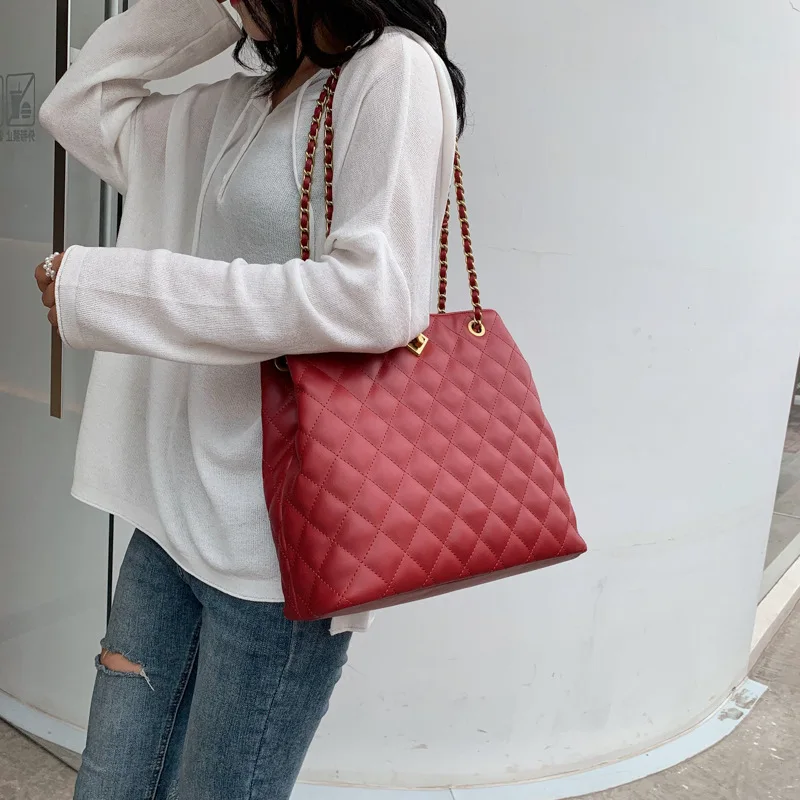 Large-Volume Single-shoulder Bag for Women 2019 New Style Fashion Rhombus (Large Small) Bag with Chain Versatile Crossbody Bag
Large-Volume Single-shoulder Bag for Women 2019 New Style Fashion Rhombus (Large Small) Bag with Chain Versatile Crossbody Bag