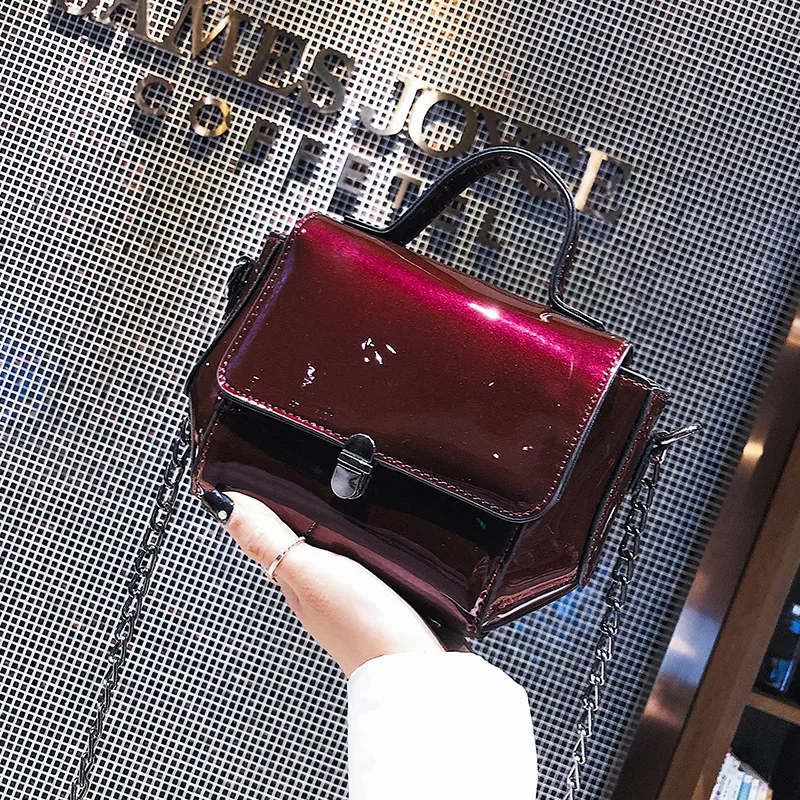 Korean patent leather shiny chain women bag Solid color tote bag luxury handbags women bags designer women bag PU shoulder bag
Korean patent leather shiny chain women bag Solid color tote bag luxury handbags women bags designer women bag PU shoulder bag