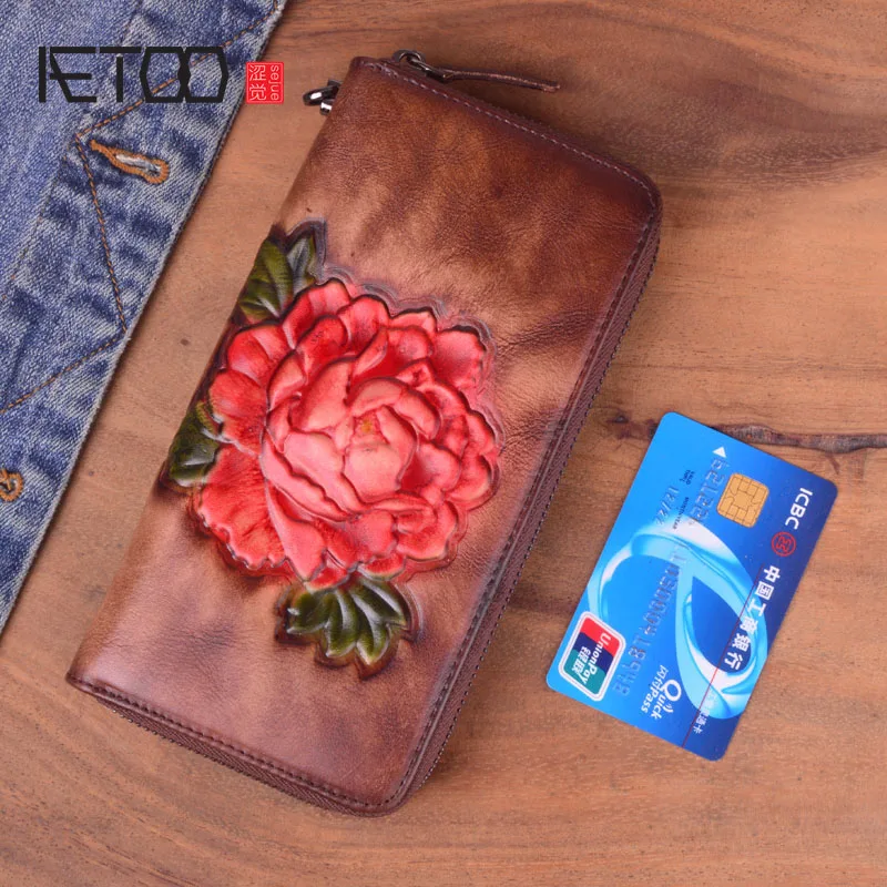 AETOO Women's leather purse, head leather retro long zippered wallet, large-capacity fashion clutch bag
AETOO Women's leather purse, head leather retro long zippered wallet, large-capacity fashion clutch bag