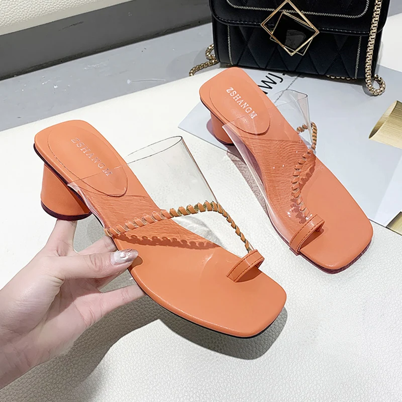 Summer New Transparent Slippers Black White Soft Leather High Heels Designer Slides Outdoor Fashion Open Toe Mules Shoes Women
Summer New Transparent Slippers Black White Soft Leather High Heels Designer Slides Outdoor Fashion Open Toe Mules Shoes Women