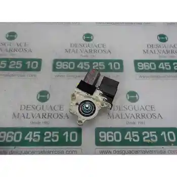 WINDOW MOTOR REAR LEFT SEAT ALTEA XL (5P5) 1K0959703M 18 PINS 
WINDOW MOTOR REAR LEFT SEAT ALTEA XL (5P5) 1K0959703M 18 PINS