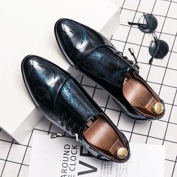 New Trend Casual Shoes For Men Patent Leather Mens Large Sizes Shoes Elastic Band Men Fashion Shoes Comfortable Brand Men Shoe
New Trend Casual Shoes For Men Patent Leather Mens Large Sizes Shoes Elastic Band Men Fashion Shoes Comfortable Brand Men Shoe
