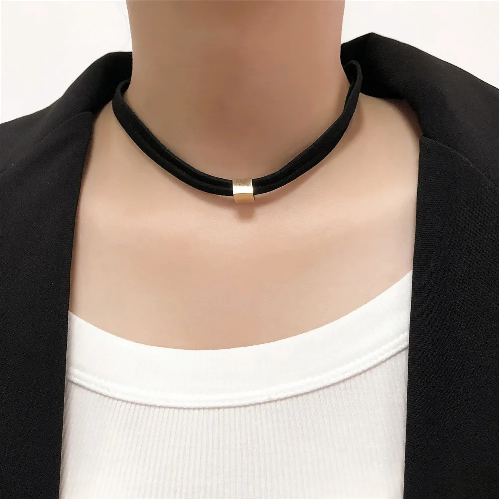 

Black Lace Choker Tattoo Necklace Gothic Velvet Short Necklace Women Collar Jewelry Chocker Necklaces For Women
