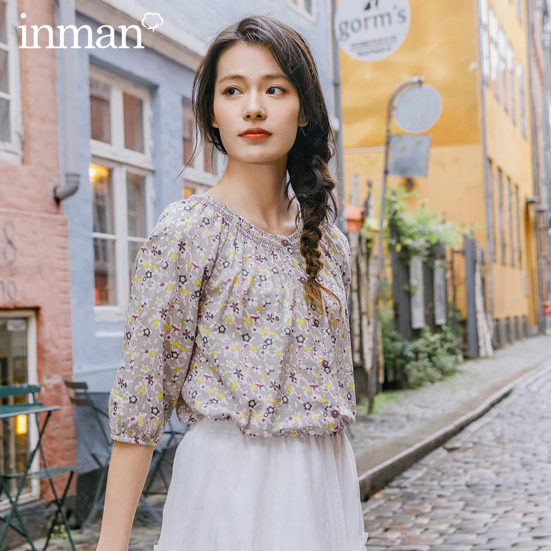 INMAN 2020 Spring New Arriavl Pure Cotton Round Collar Retro Shivering Literary Leisure Blouse
INMAN 2020 Spring New Arriavl Pure Cotton Round Collar Retro Shivering Literary Leisure Blouse