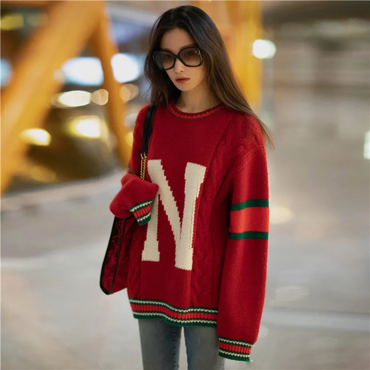 2019 Early Spring New with Red Crewneck Letter Sweater Korean Loose Knitted Backing Fashion Women Pullovers Sweater Women
2019 Early Spring New with Red Crewneck Letter Sweater Korean Loose Knitted Backing Fashion Women Pullovers Sweater Women