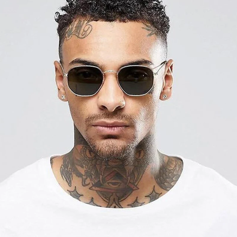 2020 New Women Brand Designer Small Frame Polygon Clear Lens Sunglasses Men Vintage Sun Glasses Hexagon Metal Frame
2020 New Women Brand Designer Small Frame Polygon Clear Lens Sunglasses Men Vintage Sun Glasses Hexagon Metal Frame