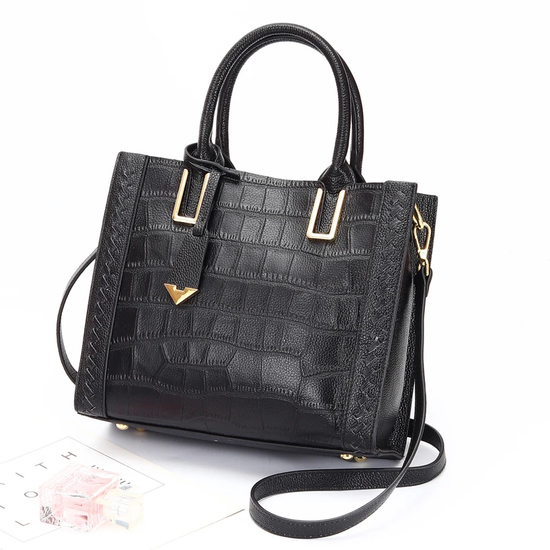 Handbag women genuine leather tote cowhide shoulder bag crocodile crossbody bag fashion casual large capacity high quality
Handbag women genuine leather tote cowhide shoulder bag crocodile crossbody bag fashion casual large capacity high quality