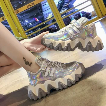 Spring Retro Fashion Female Lace Up Shoes Woman Sport Mixed Colors Sneakers Women Glossy Increase Sneakers E15-52 
Spring Retro Fashion Female Lace Up Shoes Woman Sport Mixed Colors Sneakers Women Glossy Increase Sneakers E15-52