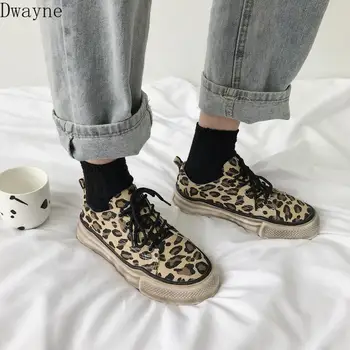 Leopard canvas shoes 2019 new spring flat shoes Korean version of the wild casual tide shoes low help women
Leopard canvas shoes 2019 new spring flat shoes Korean version of the wild casual tide shoes low help women