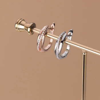 100% Real 925 Sterling Silver Korean Fashion Single Row Zirconia Hoop Earrings Fine Jewelry For Women Daughter Gift
100% Real 925 Sterling Silver Korean Fashion Single Row Zirconia Hoop Earrings Fine Jewelry For Women Daughter Gift