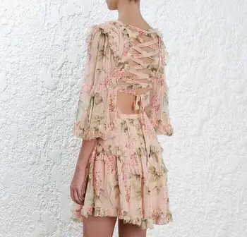 Runway 2020 Summer High Quality Luxury Designer Sexy Deep V Neck Chiffon Long Sleeve Boho Floral Print Vintage Dress Women
Runway 2020 Summer High Quality Luxury Designer Sexy Deep V Neck Chiffon Long Sleeve Boho Floral Print Vintage Dress Women