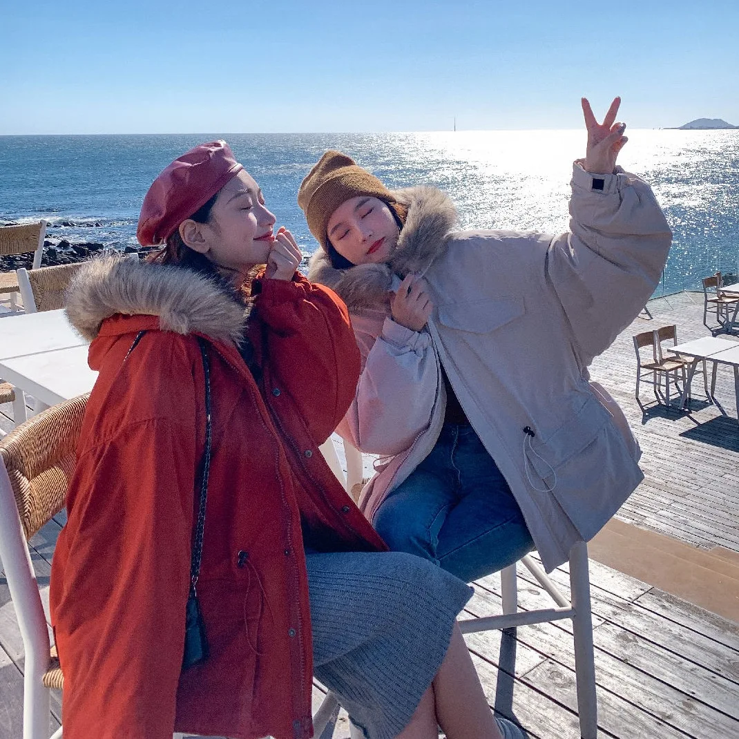 Photo Shoot Main Push CHIC Diamond Red Hooded Large Fur Collar Drawstring Waist Hugging Bat Sleeve Best Friend Workwear Cotton C
Photo Shoot Main Push CHIC Diamond Red Hooded Large Fur Collar Drawstring Waist Hugging Bat Sleeve Best Friend Workwear Cotton C