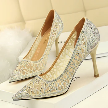 Spring Hot Sale Women Shoes Pointed Toe Pumps Dresshigh Heels Boat Wedding Zapatos Mujer 
Spring Hot Sale Women Shoes Pointed Toe Pumps Dresshigh Heels Boat Wedding Zapatos Mujer