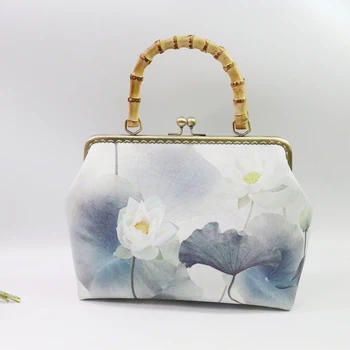 Delicate U Shape Bamboo Bags Handle for Handbags DIY Tote Replacement Classic Texture Creative Making Bags Hanger 
Delicate U Shape Bamboo Bags Handle for Handbags DIY Tote Replacement Classic Texture Creative Making Bags Hanger