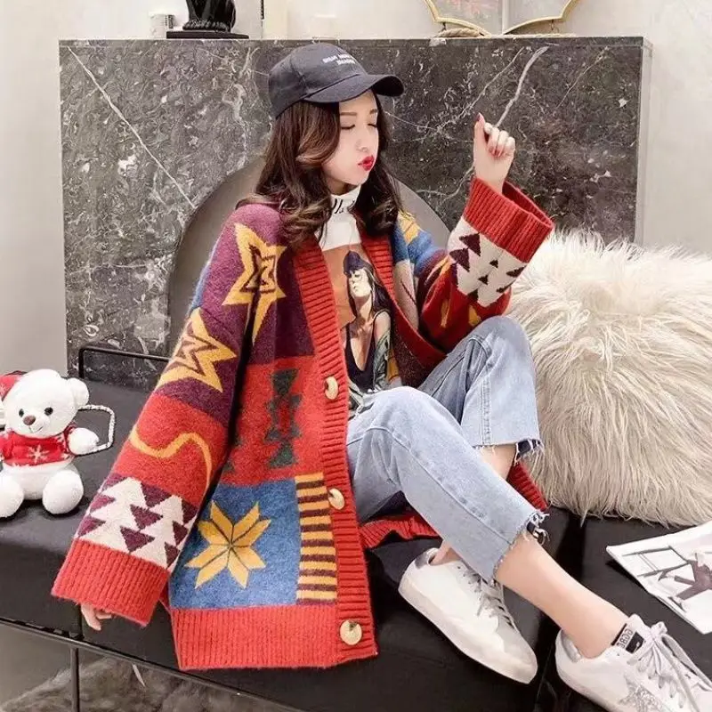 2020 New Winter Women Wool Cardigan Plaid Sweater With Front Button Long Sleeve Deep V-Neck Loose Style
2020 New Winter Women Wool Cardigan Plaid Sweater With Front Button Long Sleeve Deep V-Neck Loose Style