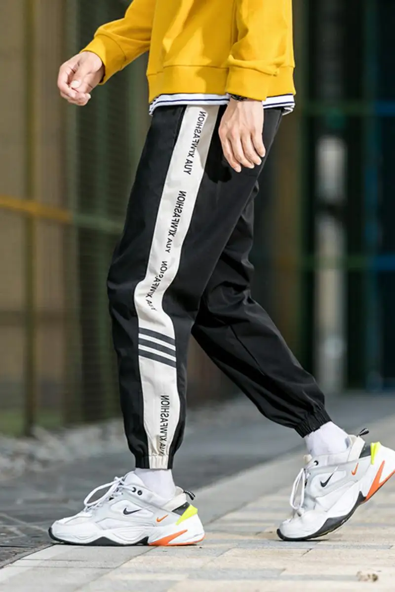 2020 autumn new Hong Kong style Japanese sports men's loose casual plus size nine-point beam pants
2020 autumn new Hong Kong style Japanese sports men's loose casual plus size nine-point beam pants