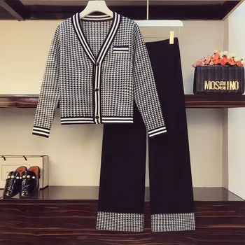 Knitted Two Piece Set Women Houndstooth Sweater Cardigan Wide Leg Pants Suits New Autumn Winter Fashion 2 Piece Tracksuits 
Knitted Two Piece Set Women Houndstooth Sweater Cardigan Wide Leg Pants Suits New Autumn Winter Fashion 2 Piece Tracksuits