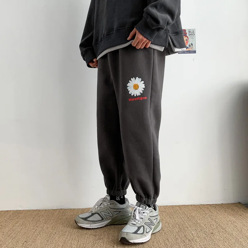 2020 Spring And Autumn New Style Brushed And Thick Hong Kong Style Loose Casual Sports Pants Large Size Students Teenager Couple
2020 Spring And Autumn New Style Brushed And Thick Hong Kong Style Loose Casual Sports Pants Large Size Students Teenager Couple