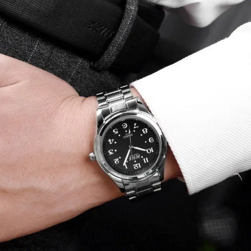 Ladies White Luminous Pointer Couple Watch Men Fashion 30 Meters Waterproof Luminous Digital Dial Steel Belt Quartz Watch 
Ladies White Luminous Pointer Couple Watch Men Fashion 30 Meters Waterproof Luminous Digital Dial Steel Belt Quartz Watch