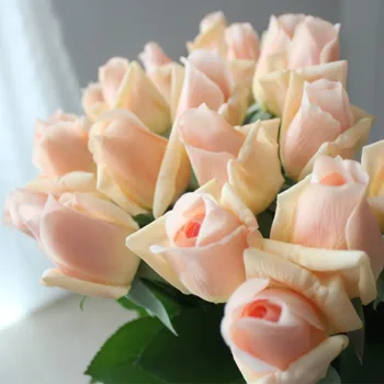 7 Pcs Real Touch Branch Stem Latex Rose Hand Feel Felt Simulation Decorative Artificial Silicone Rose Flowers Home Wedding
7 Pcs Real Touch Branch Stem Latex Rose Hand Feel Felt Simulation Decorative Artificial Silicone Rose Flowers Home Wedding