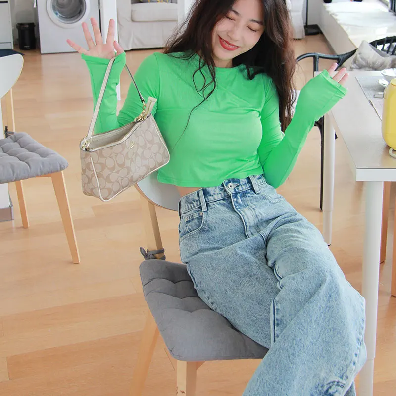 

Spring and Autumn New Korean washed loose straight leg jeans for women can be worn with high-waisted wide-leg trousers