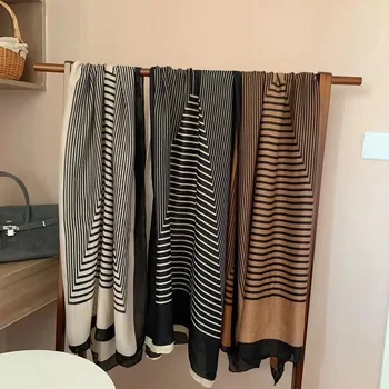 Factory Direct Autumn and Winter All-match Ins Wind Geometric Large Square Scarf Elegant Sunscreen Scarf Cotton and Linen Scarf
Factory Direct Autumn and Winter All-match Ins Wind Geometric Large Square Scarf Elegant Sunscreen Scarf Cotton and Linen Scarf