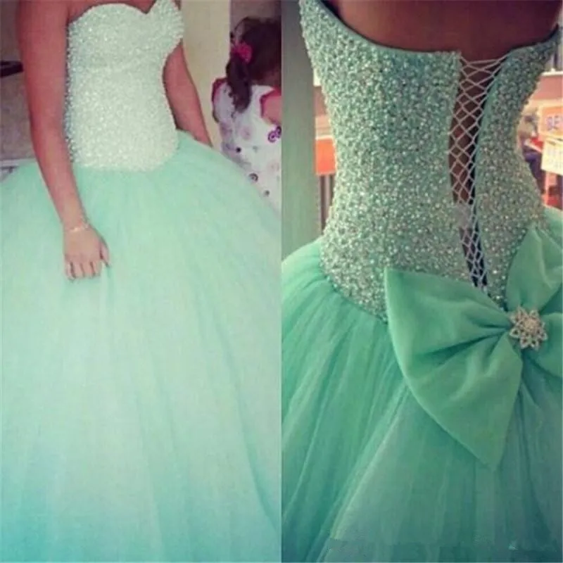 2020 Mint Green Sweetheart Ball Gown Quinceanera Dresses with Flower Crystals Beaded Plus Size Prom Pageant Debutante Party Gown
2020 Mint Green Sweetheart Ball Gown Quinceanera Dresses with Flower Crystals Beaded Plus Size Prom Pageant Debutante Party Gown