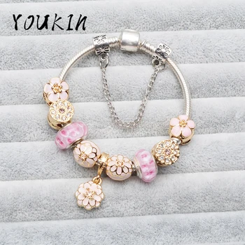 New Fit Original Pandor Charms European Bracelet Glass Magnolia Flower Clover Beads for Women Jewelry Bauhinia Pendant Girl Gift
New Fit Original Pandor Charms European Bracelet Glass Magnolia Flower Clover Beads for Women Jewelry Bauhinia Pendant Girl Gift