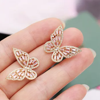 Fashion AAA Cubic Zirconia Stud Earrings Butterfly Shaped Engagement Earrings Gorgeous Women's Accessaries Gold Colour
Fashion AAA Cubic Zirconia Stud Earrings Butterfly Shaped Engagement Earrings Gorgeous Women's Accessaries Gold Colour